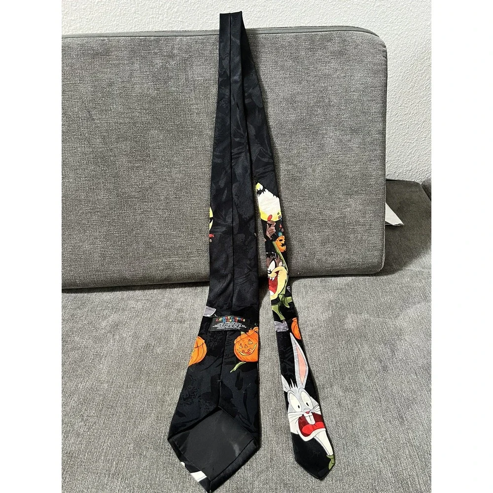 Looney Tunes Mania Tie Halloween Taz And Bugs Bunny Pumpkins Bats Full Moon‎